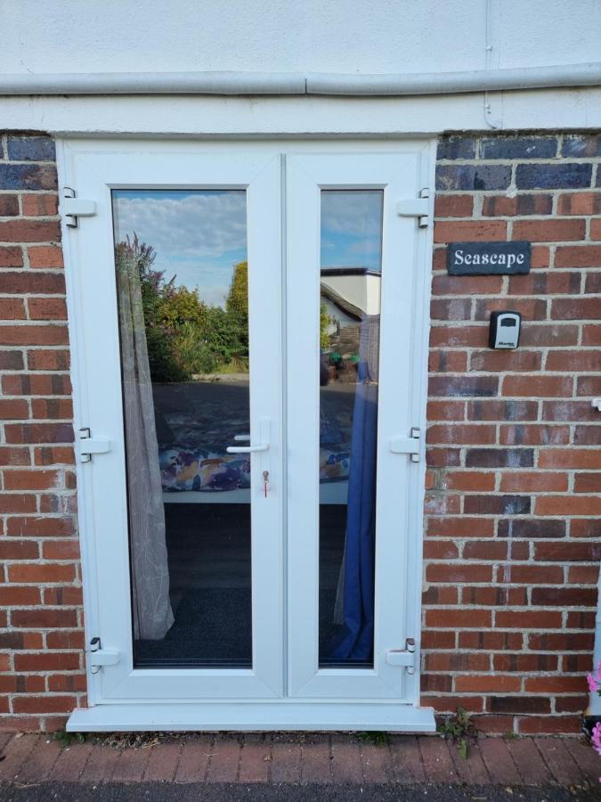 Lovely Private Studio Room With Own Kitchen And Bathroom. Set In The Popular Area Of Shiphay In Torquay And Only A Short Walk From Torbay Hospital 外观 照片